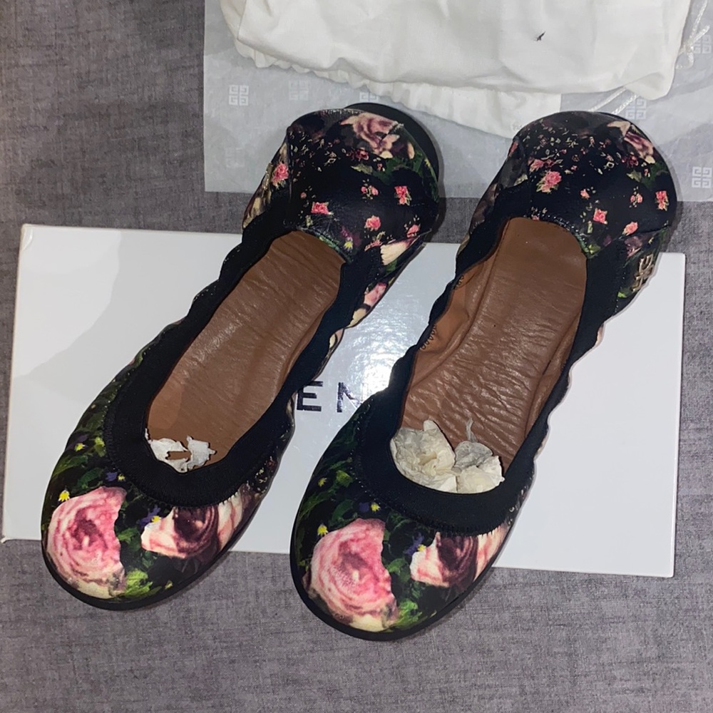 Givenchy Roses Camouflage Womens Flat Size 37.5/ 7.5